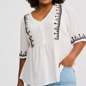 NWT Torrid Long Sleeve Embroidered Blouse 2X